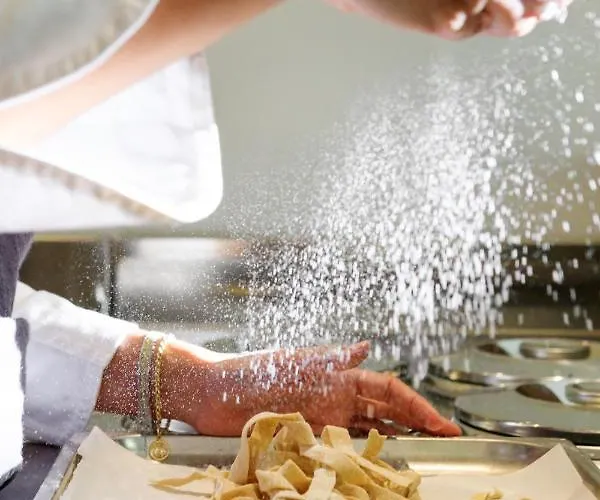 Szálloda Domia Boutique E Cucina 4*